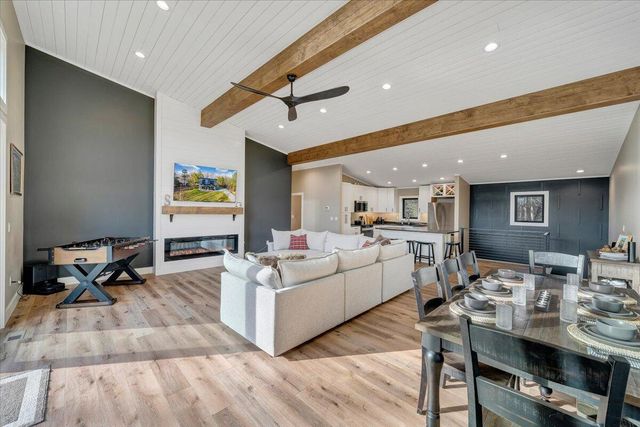 5 Reserve RD, Moneta, VA 24121