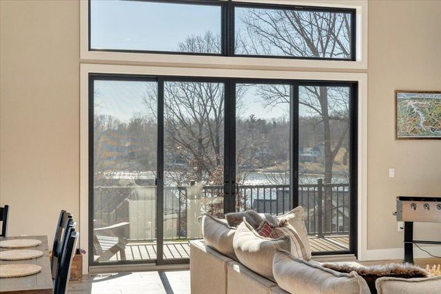 5 Reserve RD, Moneta, VA 24121