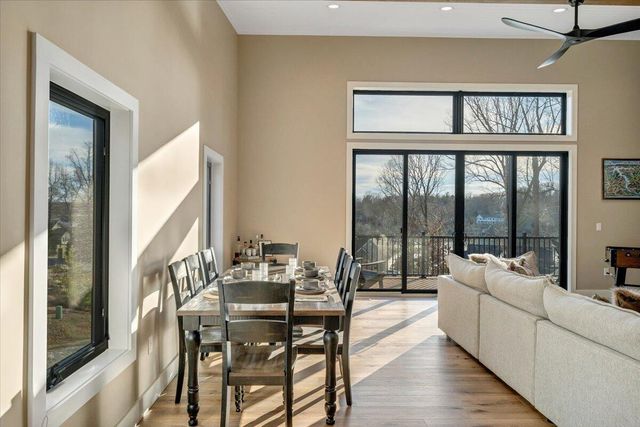 5 Reserve RD, Moneta, VA 24121