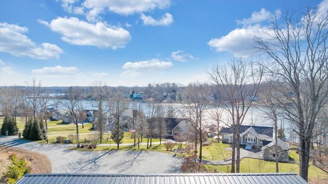 5 Reserve RD, Moneta, VA 24121