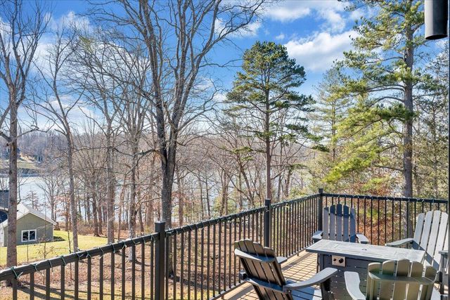 5 Reserve RD, Moneta, VA 24121