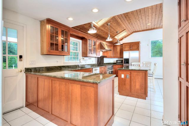 10 Woodcock Lane, Westport, CT 06880