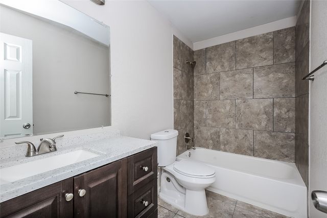 7235 Long Canyon Trail, Dallas, TX 75249