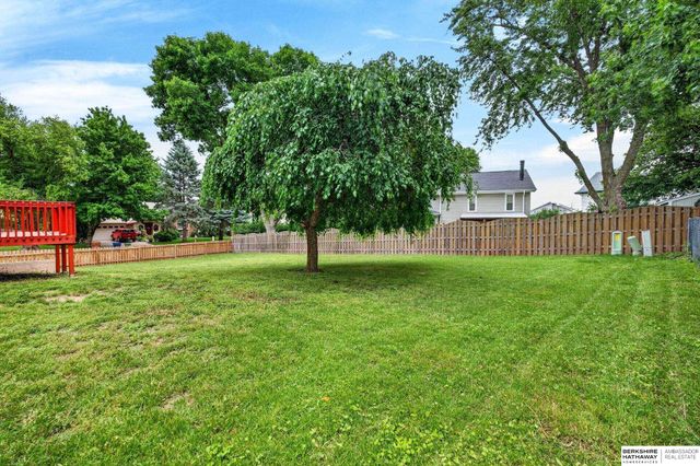 13201 S 28th Street, Bellevue, NE 68123