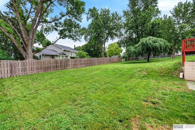 13201 S 28th Street, Bellevue, NE 68123