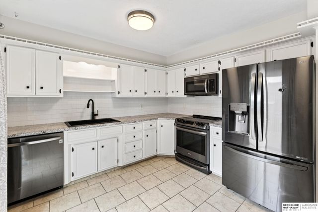 13201 S 28th Street, Bellevue, NE 68123