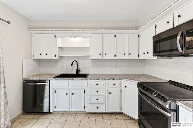 13201 S 28th Street, Bellevue, NE 68123
