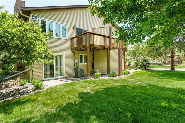 10350 Balsam Lane, Eden Prairie, MN 55347