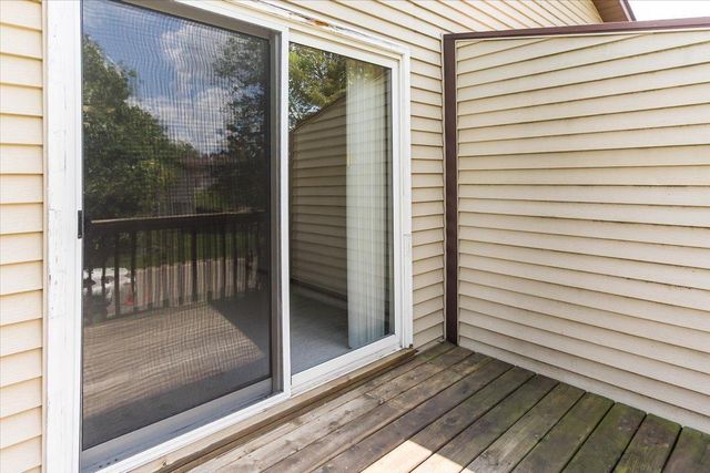 10350 Balsam Lane, Eden Prairie, MN 55347
