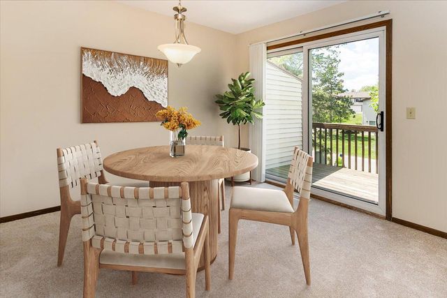 10350 Balsam Lane, Eden Prairie, MN 55347