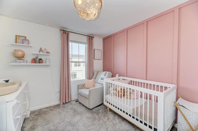 1030 BOGART Street, Des Plaines, IL 60018