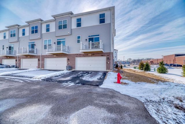 1030 BOGART Street, Des Plaines, IL 60018