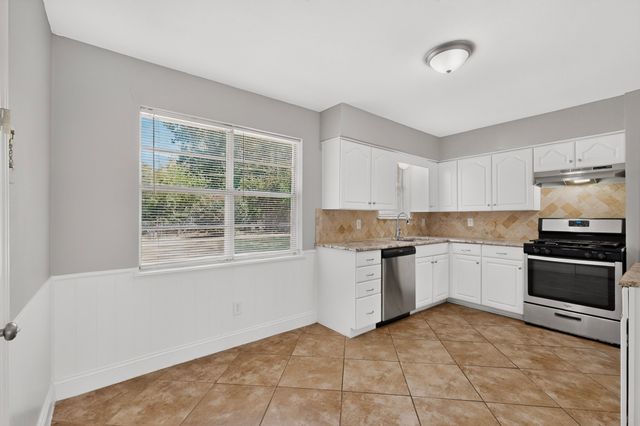 917 Miranda Drive, Mesquite, TX 75149