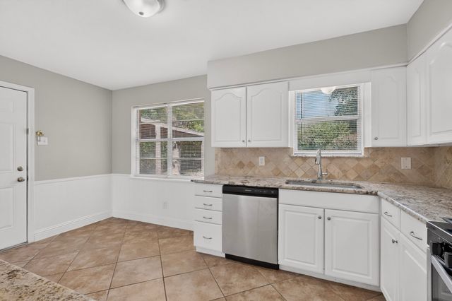 917 Miranda Drive, Mesquite, TX 75149