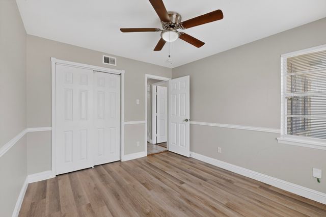 917 Miranda Drive, Mesquite, TX 75149