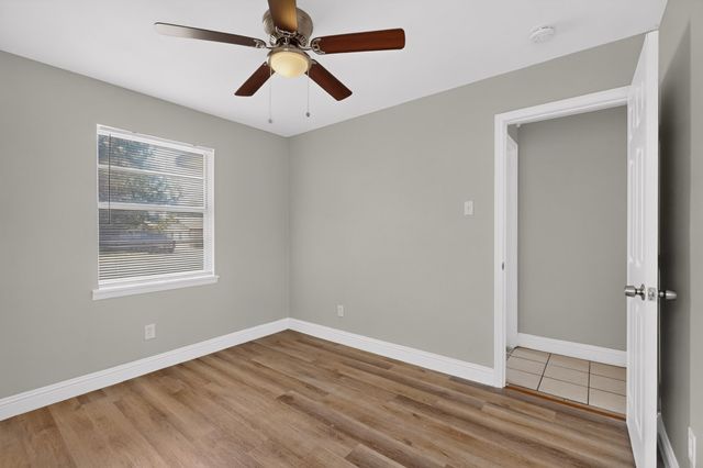 917 Miranda Drive, Mesquite, TX 75149