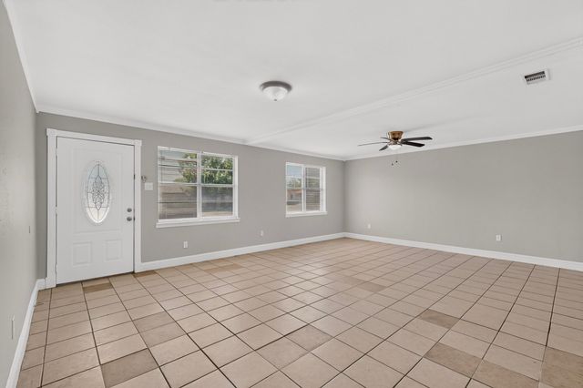 917 Miranda Drive, Mesquite, TX 75149