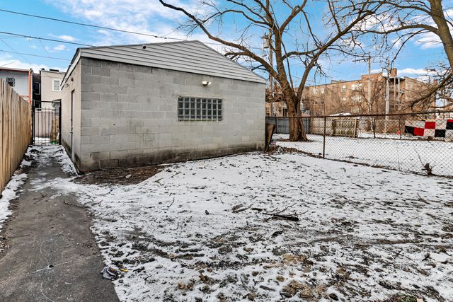 7130 S Langley Avenue, Chicago, IL 60619