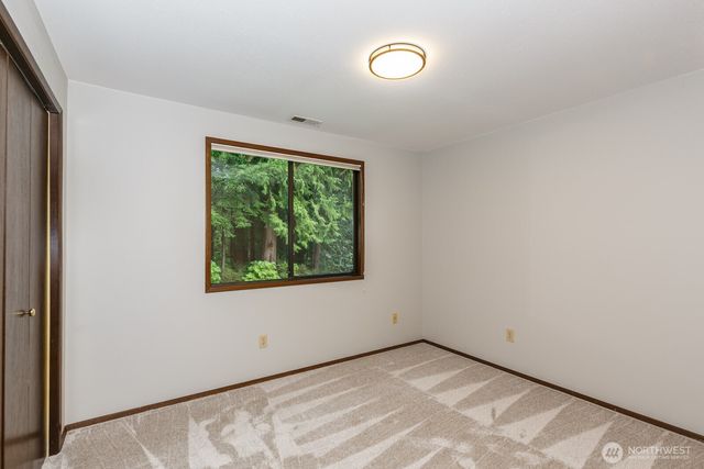 13715 51st Avenue W, Edmonds, WA 98026