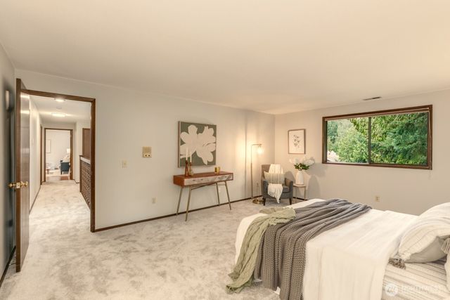 13715 51st Avenue W, Edmonds, WA 98026