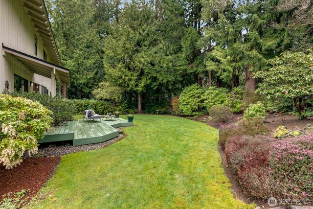 13715 51st Avenue W, Edmonds, WA 98026