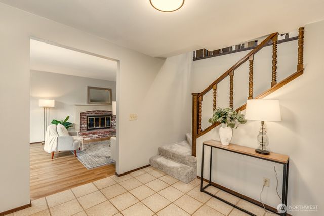 13715 51st Avenue W, Edmonds, WA 98026