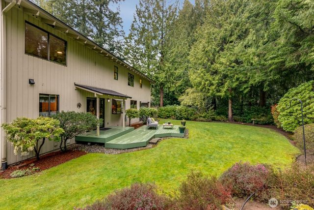 13715 51st Avenue W, Edmonds, WA 98026