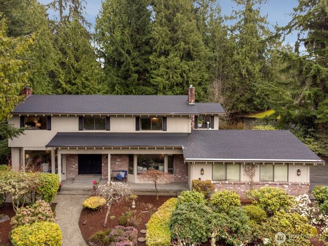 13715 51st Avenue W, Edmonds, WA 98026