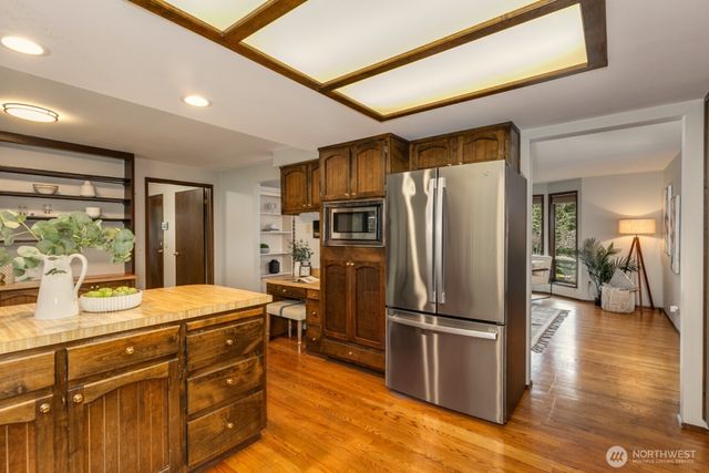 13715 51st Avenue W, Edmonds, WA 98026