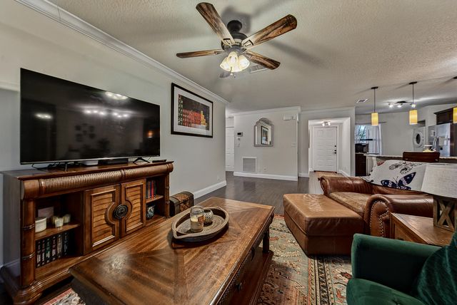 4413 NW 22nd Road 404, Coconut Creek, FL 33066