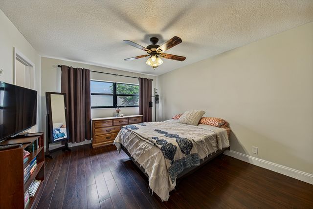 4413 NW 22nd Road 404, Coconut Creek, FL 33066