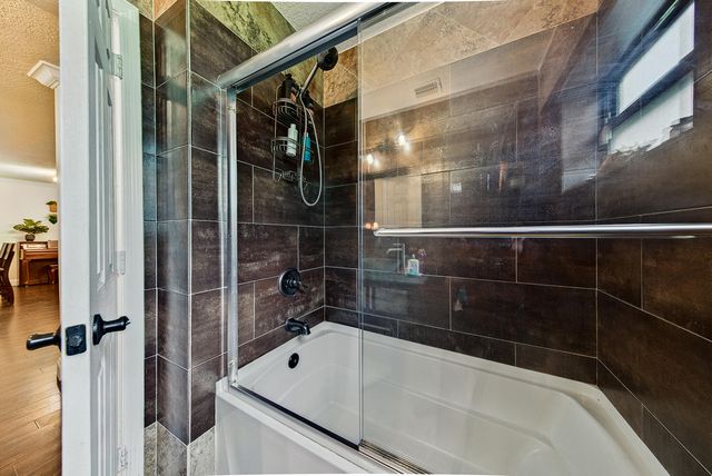 4413 NW 22nd Road 404, Coconut Creek, FL 33066