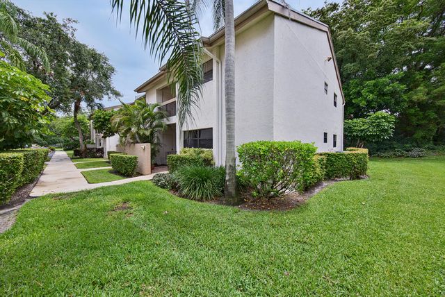 4413 NW 22nd Road 404, Coconut Creek, FL 33066