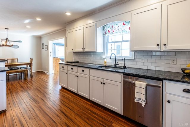 124 Walton Drive, Appomattox, VA 24522