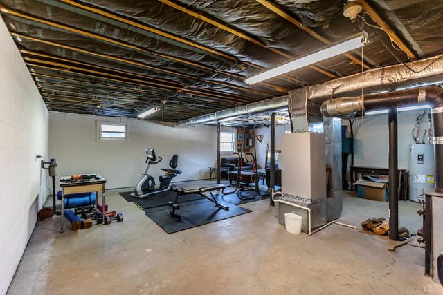 124 Walton Drive, Appomattox, VA 24522