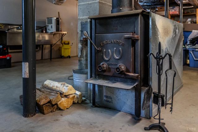 124 Walton Drive, Appomattox, VA 24522