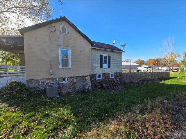 2535 Ridge Road, Lewiston, NY 14131