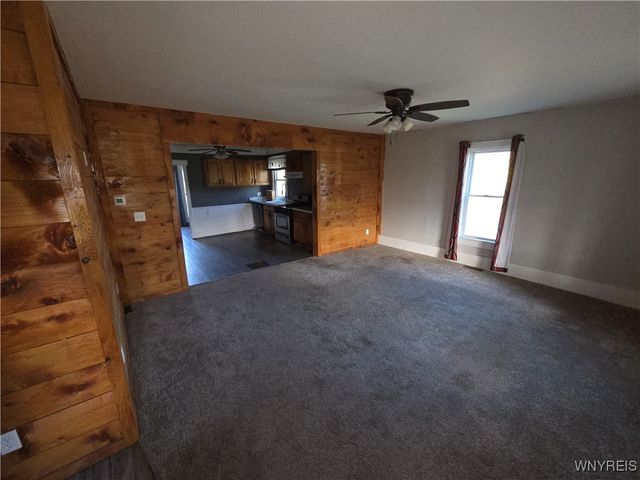 2535 Ridge Road, Lewiston, NY 14131