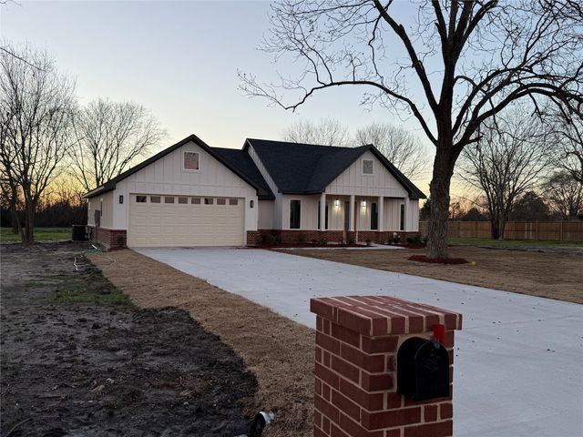 5288 County Road 2248, Greenville, TX 75402