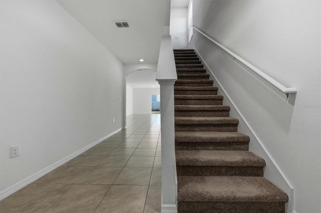 5764 HOLLINGWORTH TRAIL, Wesley Chapel, FL 33545