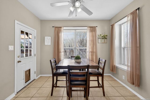 228 Spice Oak Ln, Cibolo, TX 78108