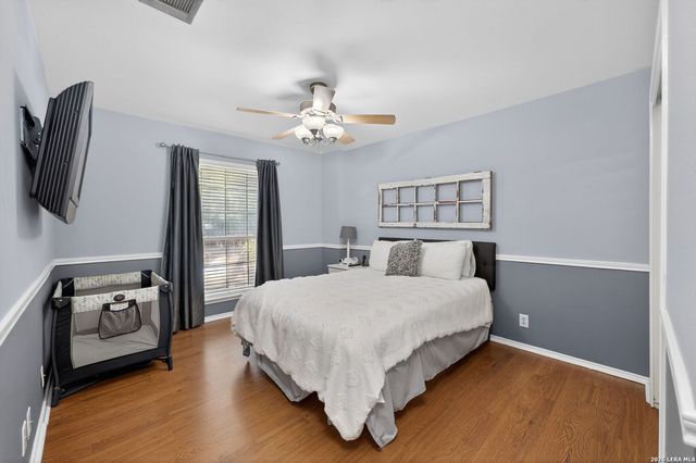 228 Spice Oak Ln, Cibolo, TX 78108