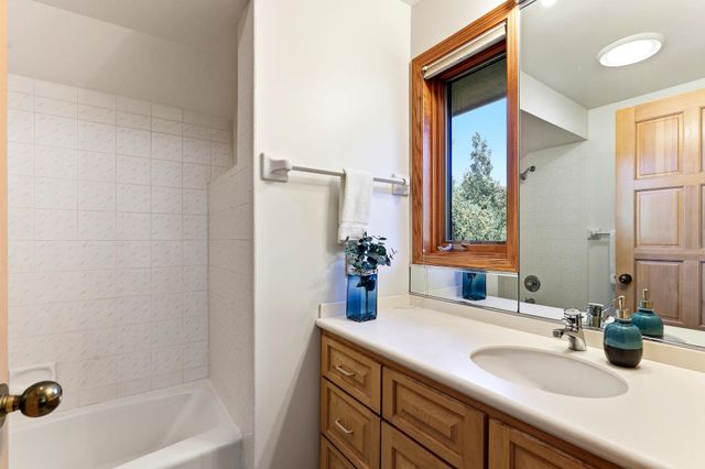 782 Evergreen Knolls, Mendota Heights, MN 55118