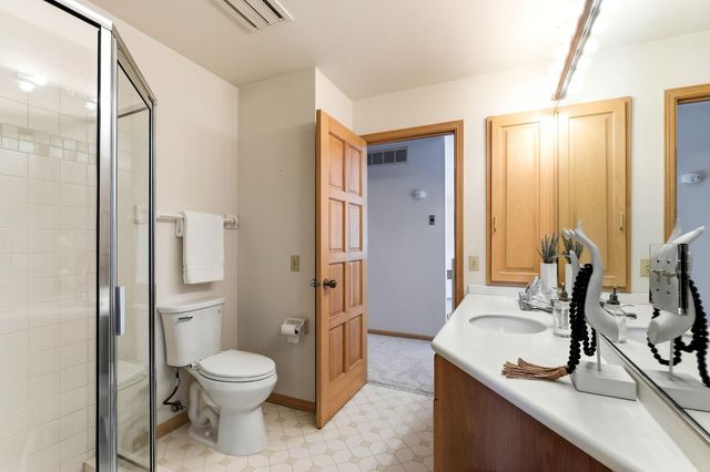 782 Evergreen Knolls, Mendota Heights, MN 55118