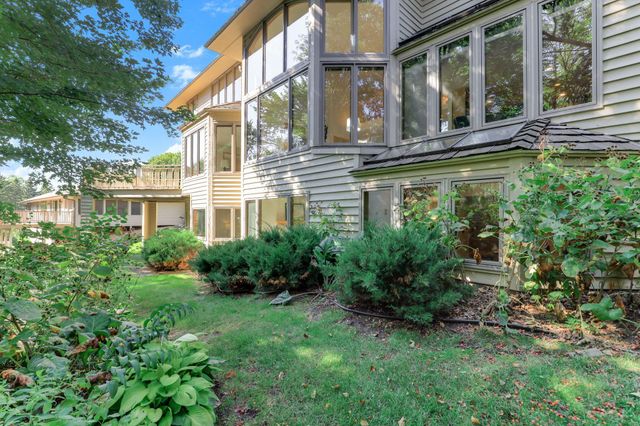 782 Evergreen Knolls, Mendota Heights, MN 55118