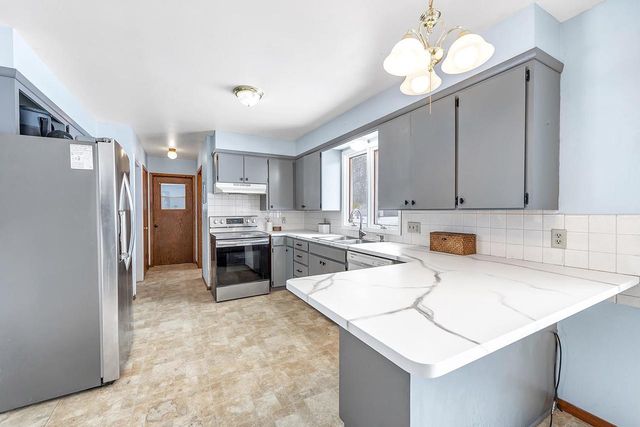 306 N 2ND STREET, Bonduel, WI 54107