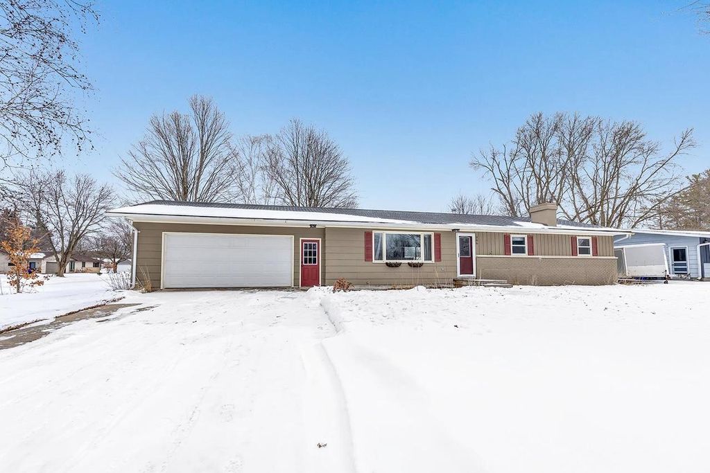 306 N 2ND STREET, Bonduel, WI 54107