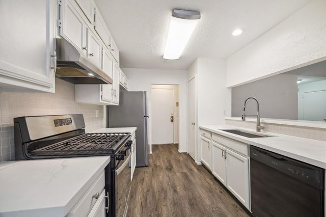 3923 Windmill Street, Sugar Land, TX 77479