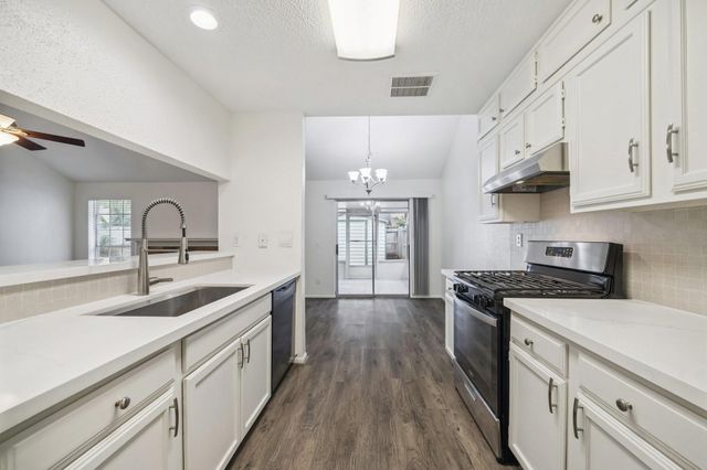 3923 Windmill Street, Sugar Land, TX 77479