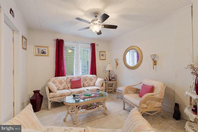 121 S BLANK ST, Allentown, PA 18102